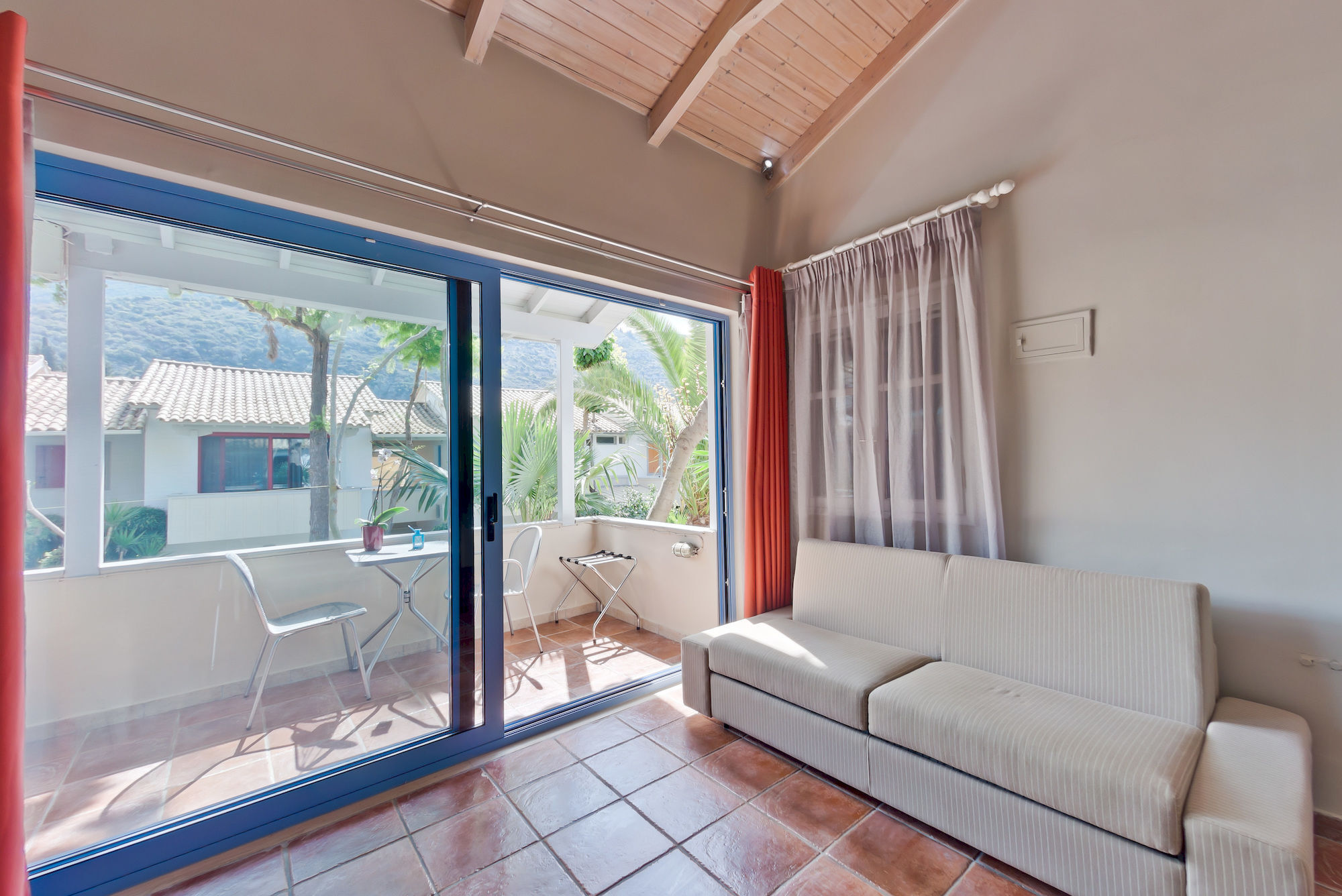 Rouda Bay Beach Hotel Mikros Gialos Ngoại thất bức ảnh