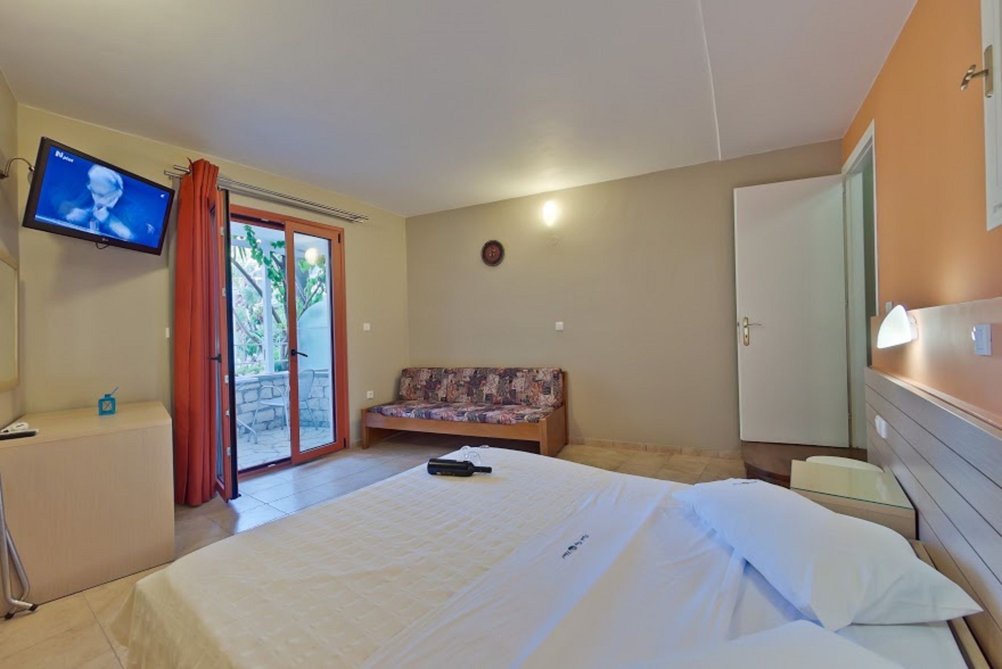 Rouda Bay Beach Hotel Mikros Gialos Ngoại thất bức ảnh