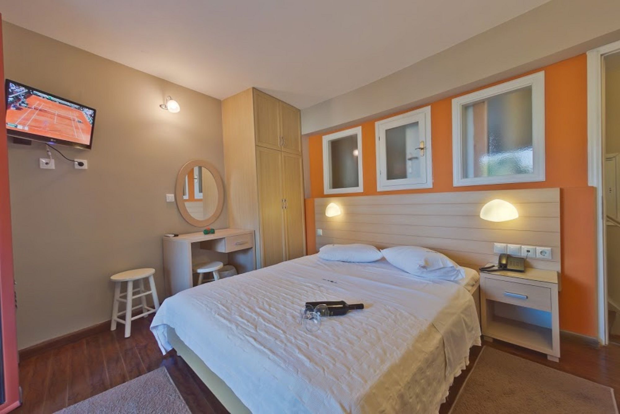 Rouda Bay Beach Hotel Mikros Gialos Ngoại thất bức ảnh